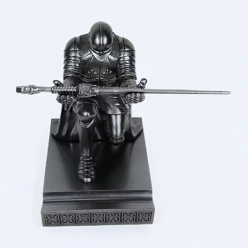 Resin Armor Knight Sculpture Accessories Study Office Pen Holder Decoration Items Home Livingroom Mobile Phone Holder Ornaments