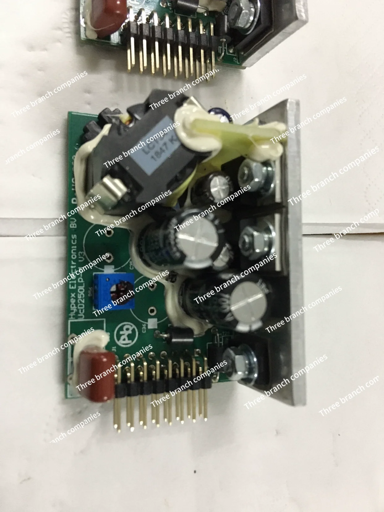 

Модуль усилителя мощности (Ucd250LP-M) делает энтузиасты имеют хорошее время.