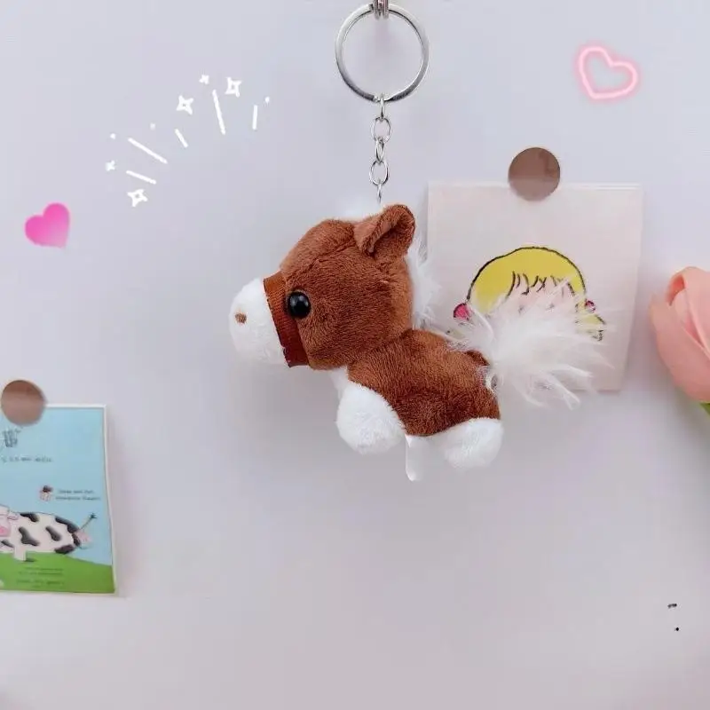 พวงกุญแจตุ๊กตาโพนี่น่ารัก 1 ชิ้น ของตกแต่งกระเป๋าเป้ ตุ๊กตาลูกม้า ของขวัญเสริมโชคดีสำหรับเด็กในปีนักษัตรม้า