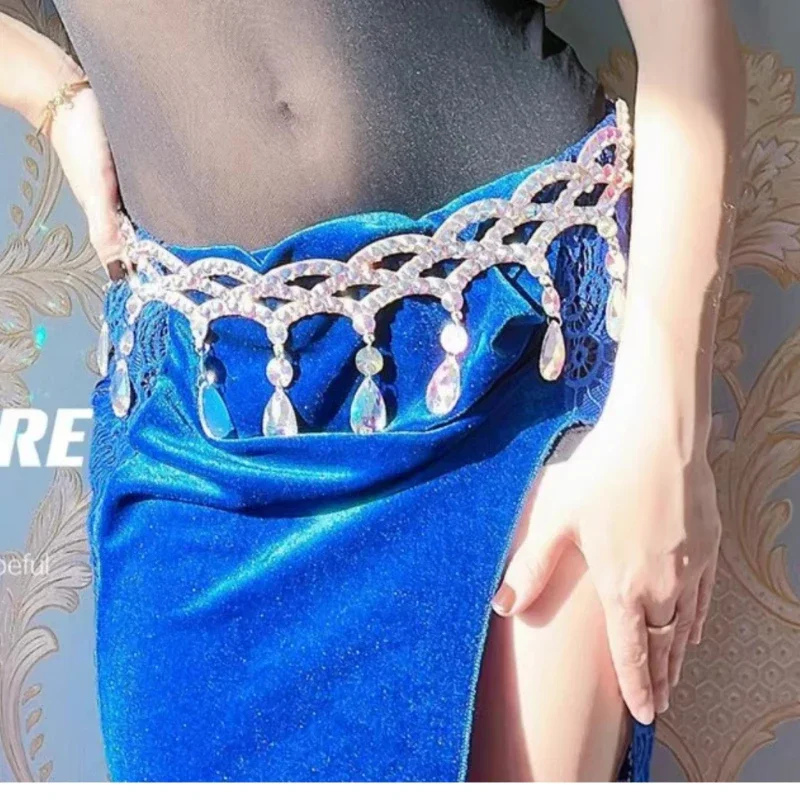 Catena per la vita di danza del ventre Nuova versatile scintillante Pratica Performance Copertura per la vita Catena per ombelico per performance di danza orientale