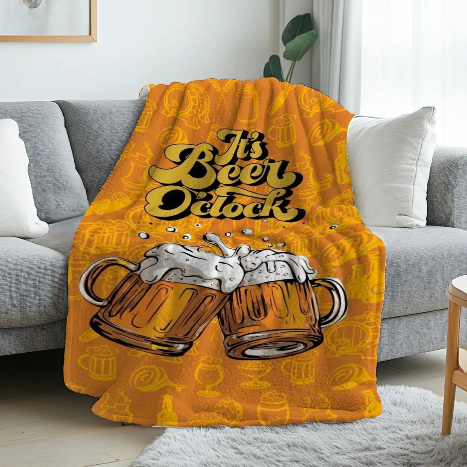 1pc Beer O'Clock Flannel Blanket - Extra Thick 280gsm Heavy Duty Beer Mug & Pint Glasses Print - Soft Warm Pub Decor for Man Cave, for home Bar, Game Room - All-Season Cozy Throw - Machine Washable - Perfect Gift for Beer Lovers, Birthday