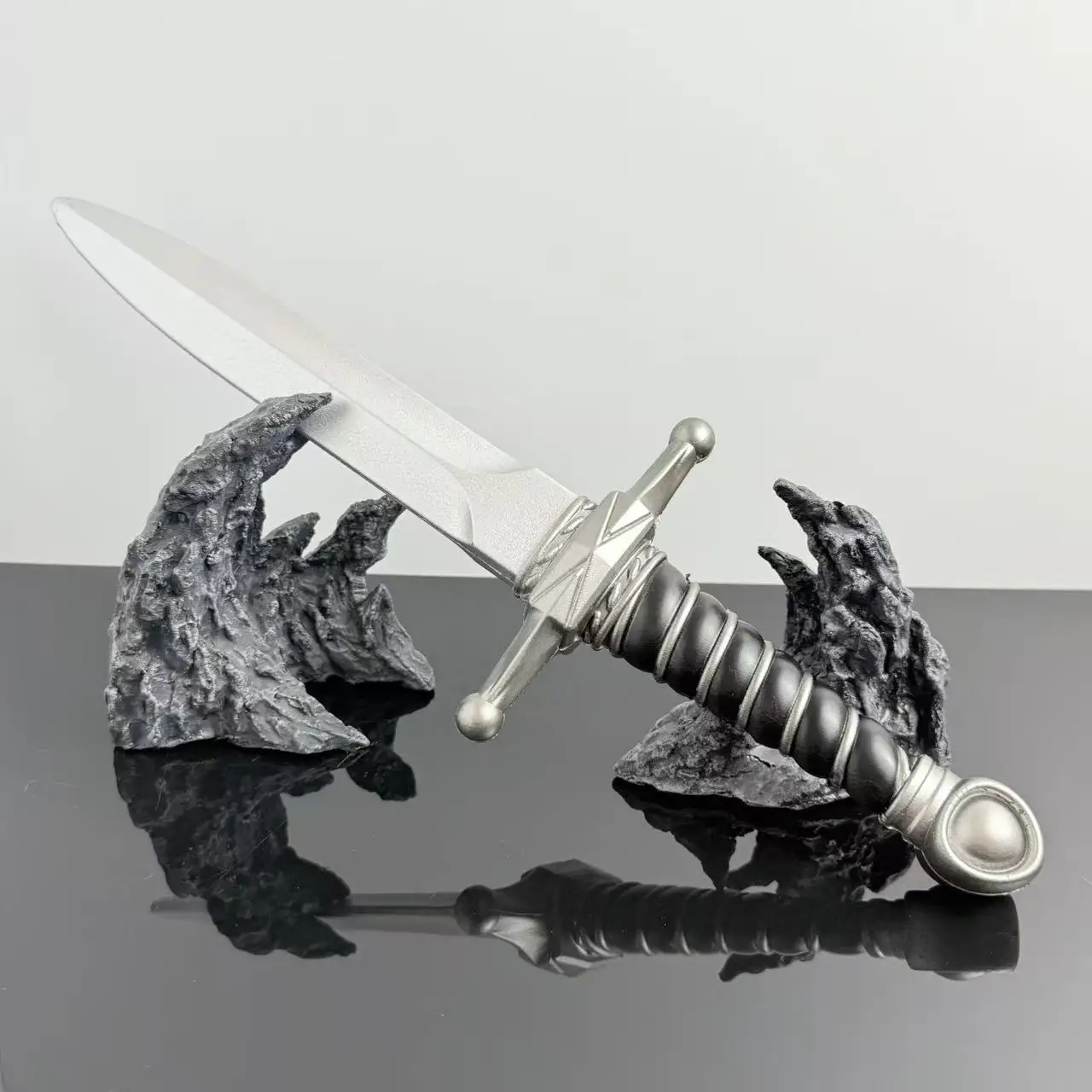 3가지 스타일 PU 나이프 코스프레 소품 서양식 짧은 폼 소드 수집용 게임 주변기기 야외 훈련용 나이프 안전 PU 소드 장난감