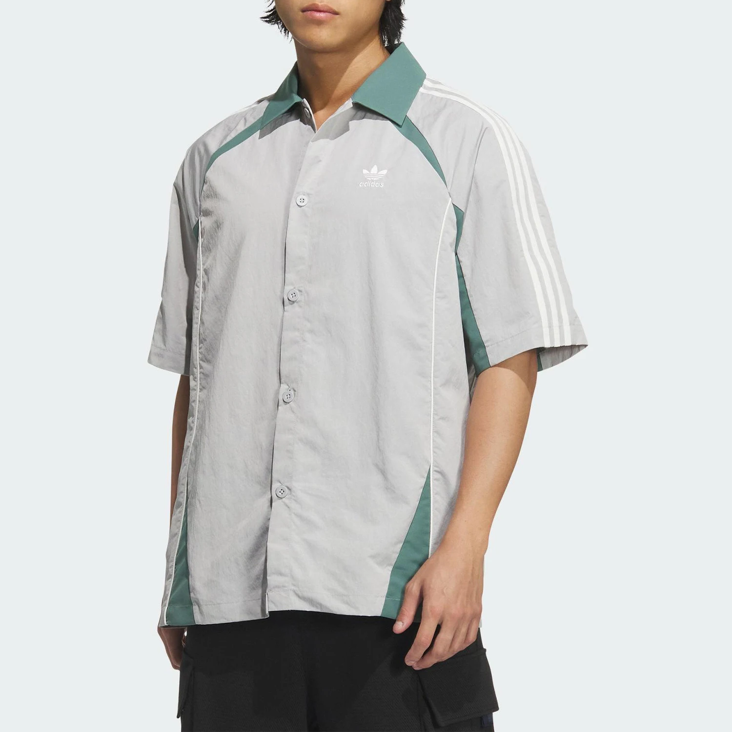 

Adidas genuine Three Stripes Unisex Casual Sport Shirt KD0948