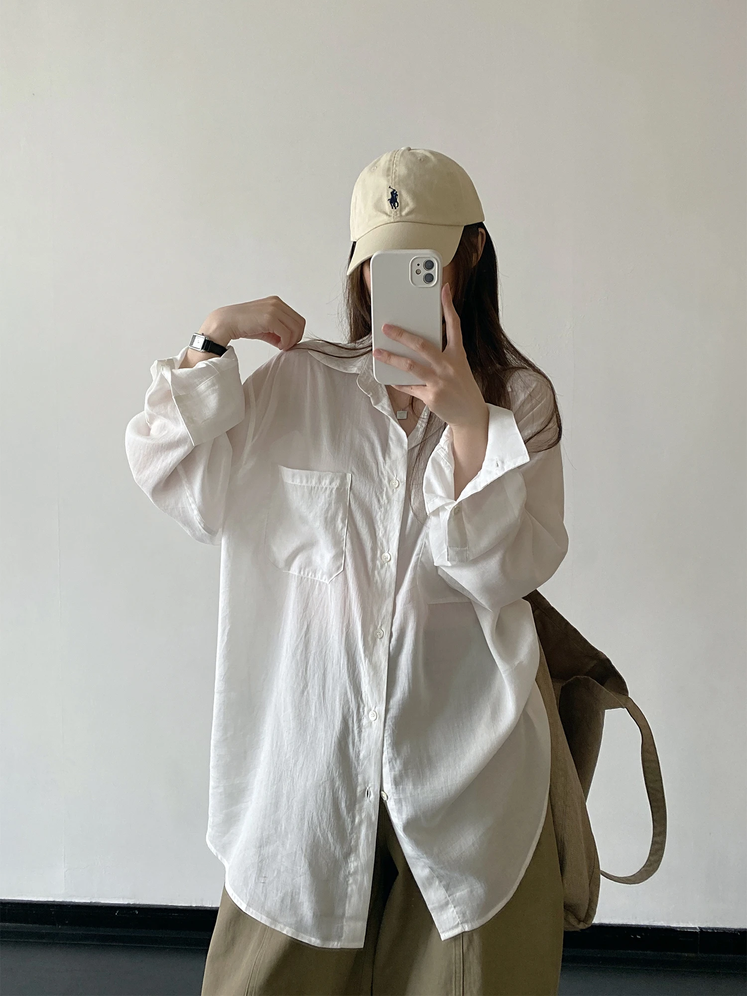 

SunYeo Laisel Smooth Skin-Friendly Loose Long Sleeve Spring Summer White Shirt Lazy Drapey Collar Style Women's Fashion