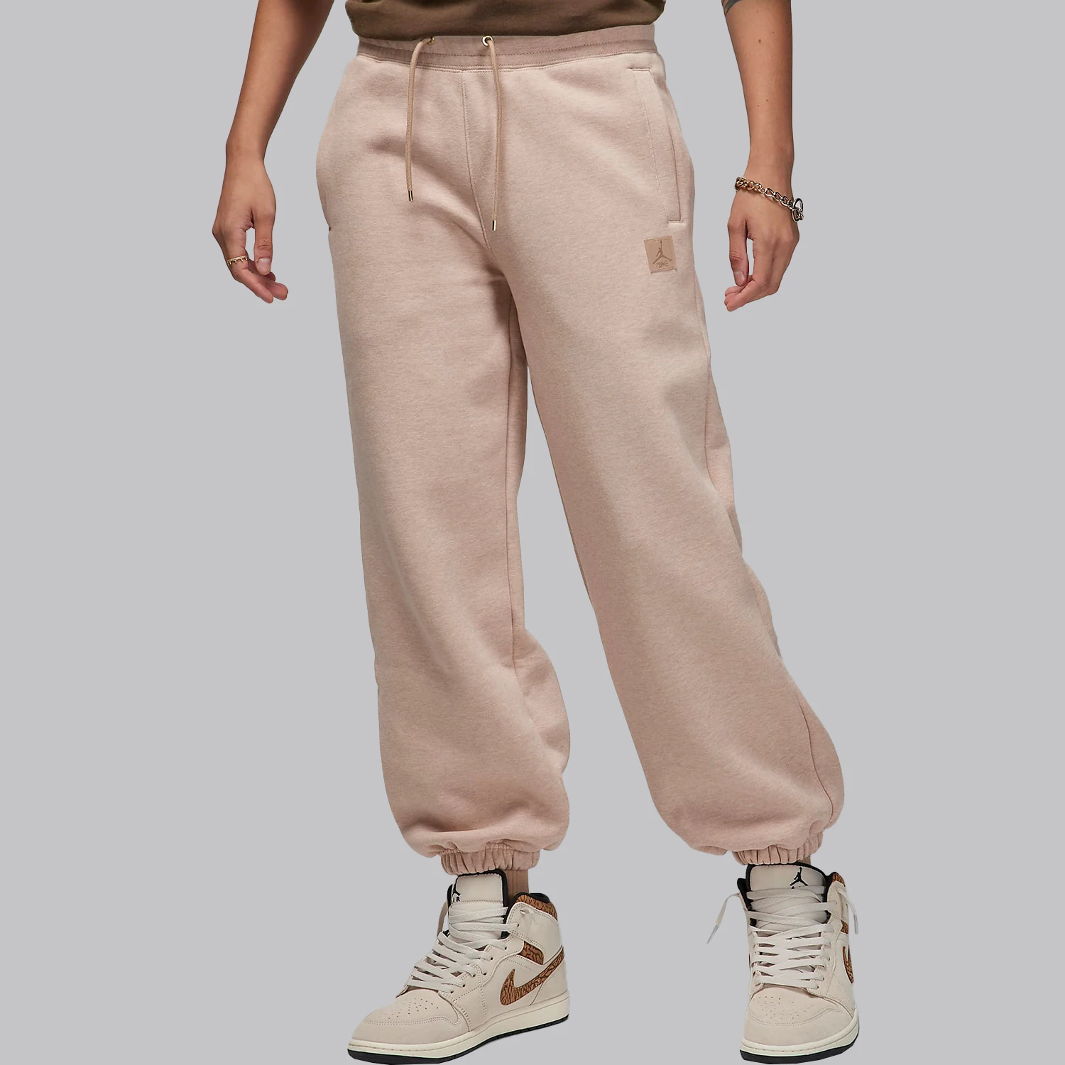 

Nike genuine Jordan Women's Fleece-Lined Knit Joggers FB5114-245