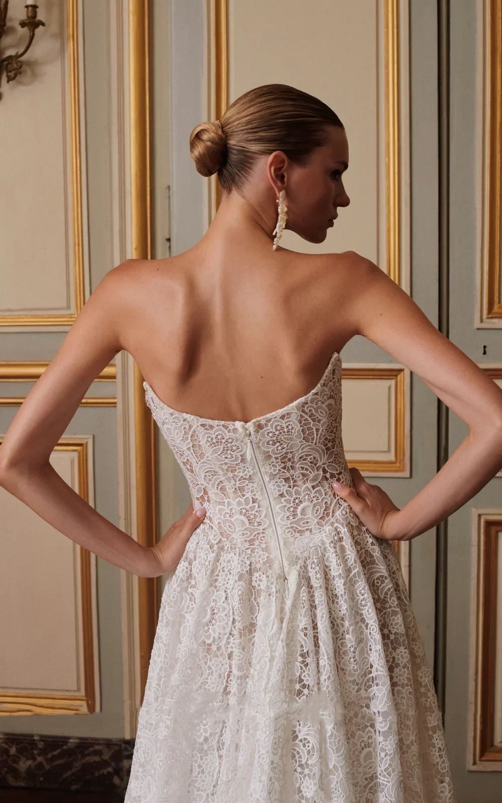 Sexy Sweetheart Off Shoulder Lace Wedding Dress A-line spaghetti strap Bride Dress Detachable Long Sleeve Customization