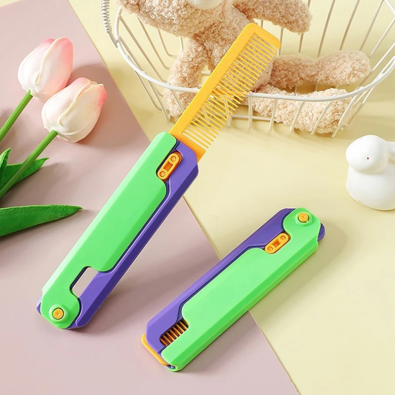 Small 3D Printing Gravity Comb Radish Knife Folding Shrink Comb Pet Dog Comb Mini Model Pendant Push Card Decompression Toy