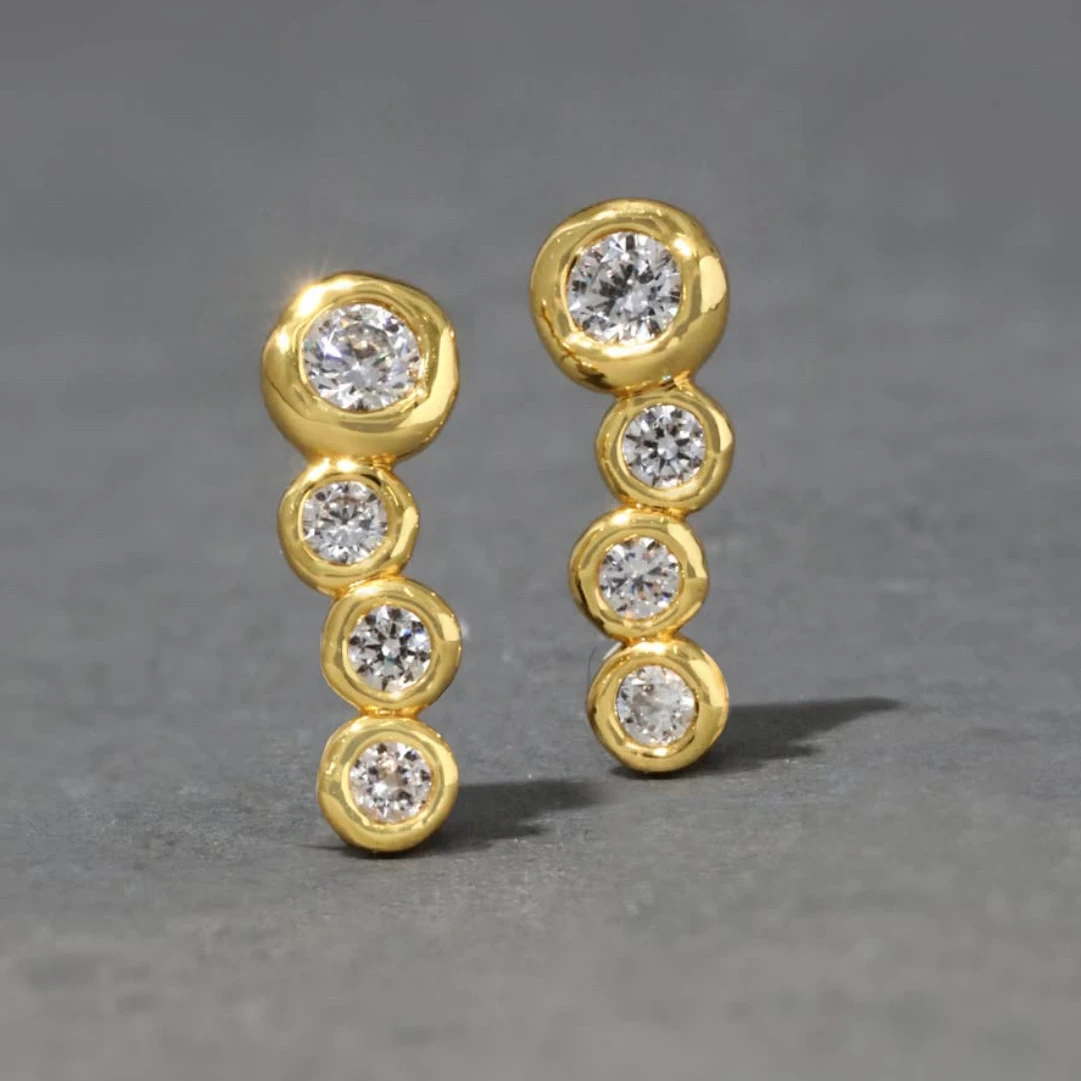 

Popular Europe America Brass Gold Plated Water Droplet Round Zircon Earrings Woman Gorgeous Jewelry Accessories