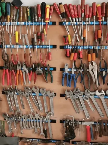 8.12,18,24inch Magnetic Tool Holder Heavy Duty Tool Bar,Space Saving Metal Organizer Rack Tool for Workshop Garage Home