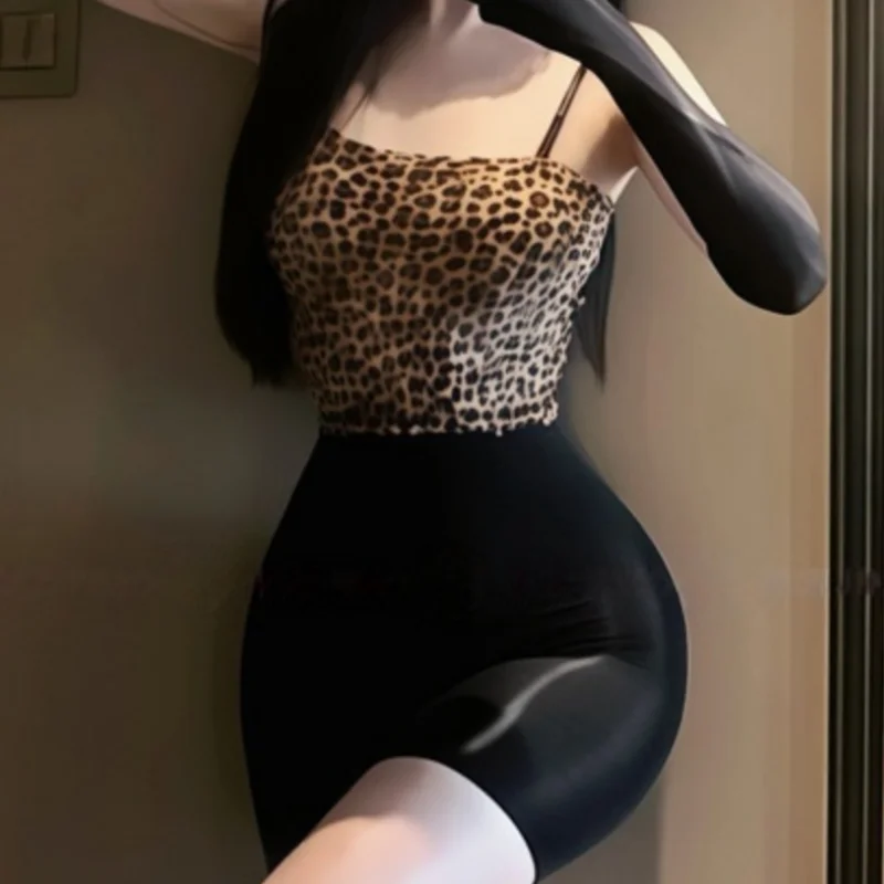 Suspender Dress Hot Temptation Skirt Wrapped Hip Skirt Leopard Print Shiny Hip Hugging Skirt Tight Skirt Stockings Sexy Lingerie view 3