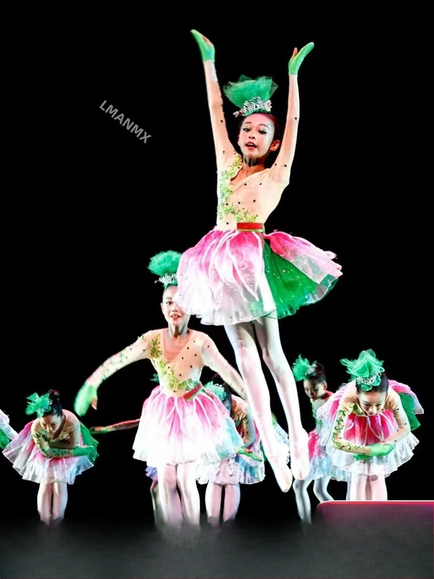 

Children's dance performance costume, Little Grass's Sky Children's Day veil dress performance costume