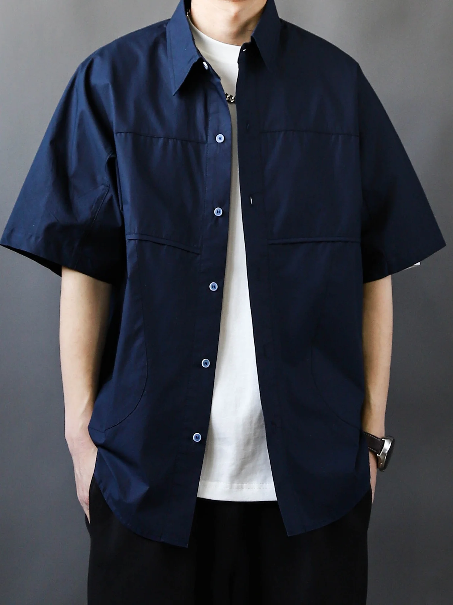 

Летняя мужская повседневная свободная хлопковая рубашка с коротким рукавом, однотонная, в стиле пэчворк, рабочая одежда, с отложным воротником, модный топ 2025 года