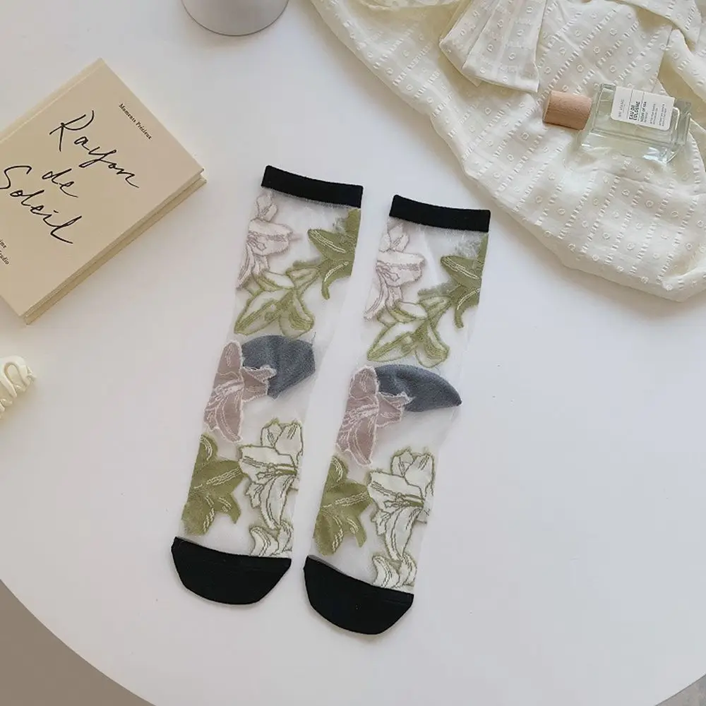

Transparent Kawaii Crystal Silk Socks Summer Embroidery Mesh Women's Socks Floral Hosiery Middle Tube Socks Flower Socks