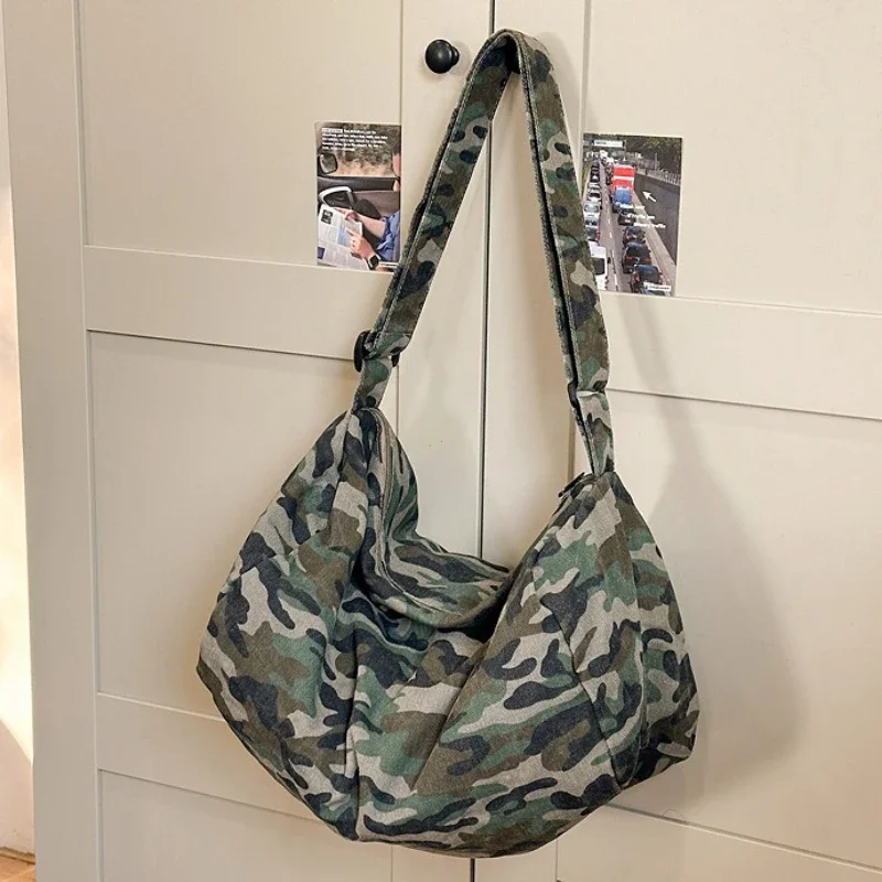 

New Leopard Print Canvas, Large Capacity Casual Tote Bag for Women, Japanese Style Crossbody Bag, Versatile Retro Shoulder Bag