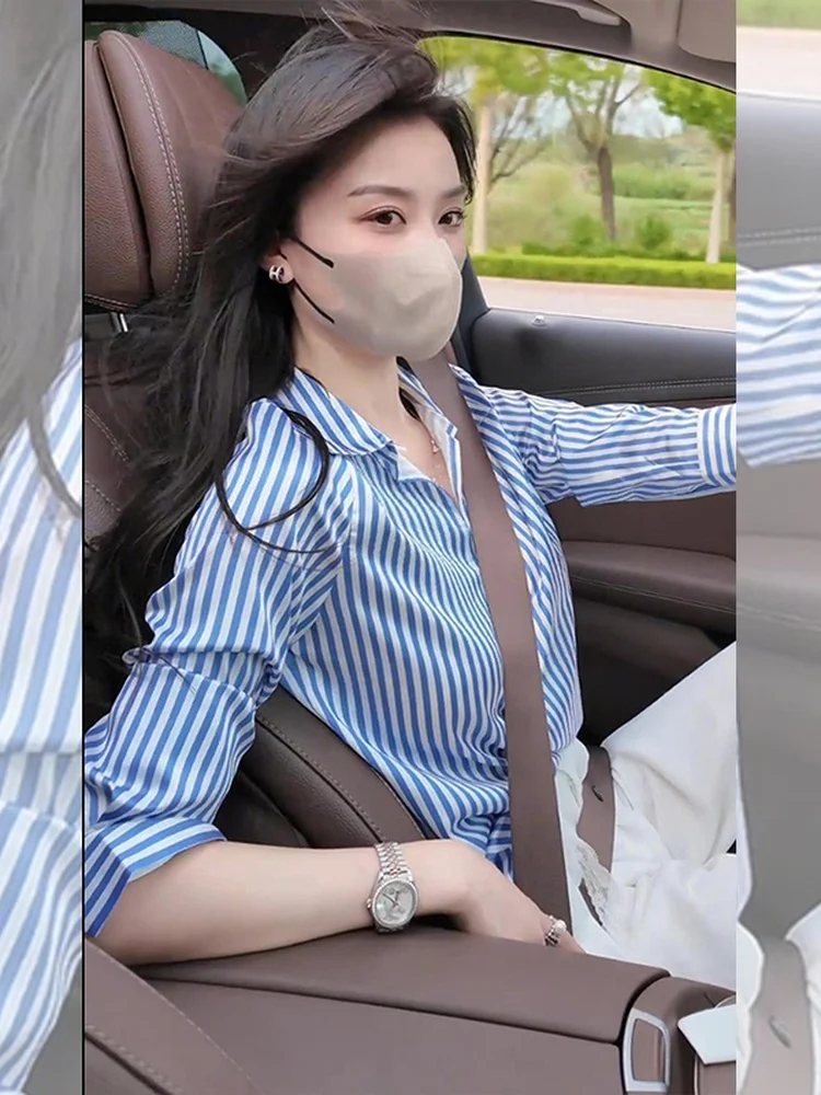 

Ранняя осень, корейский женский высококачественный легкий роскошный молодежный модный топ в синюю полоску для поездок на работу и повседневный...