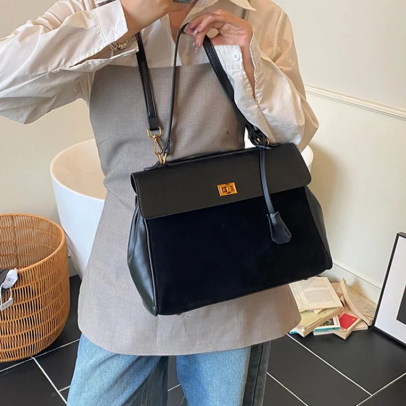 

Luxury Brand Inspired Women Handbag With Signature Pattern For Fashionable Outings And Events