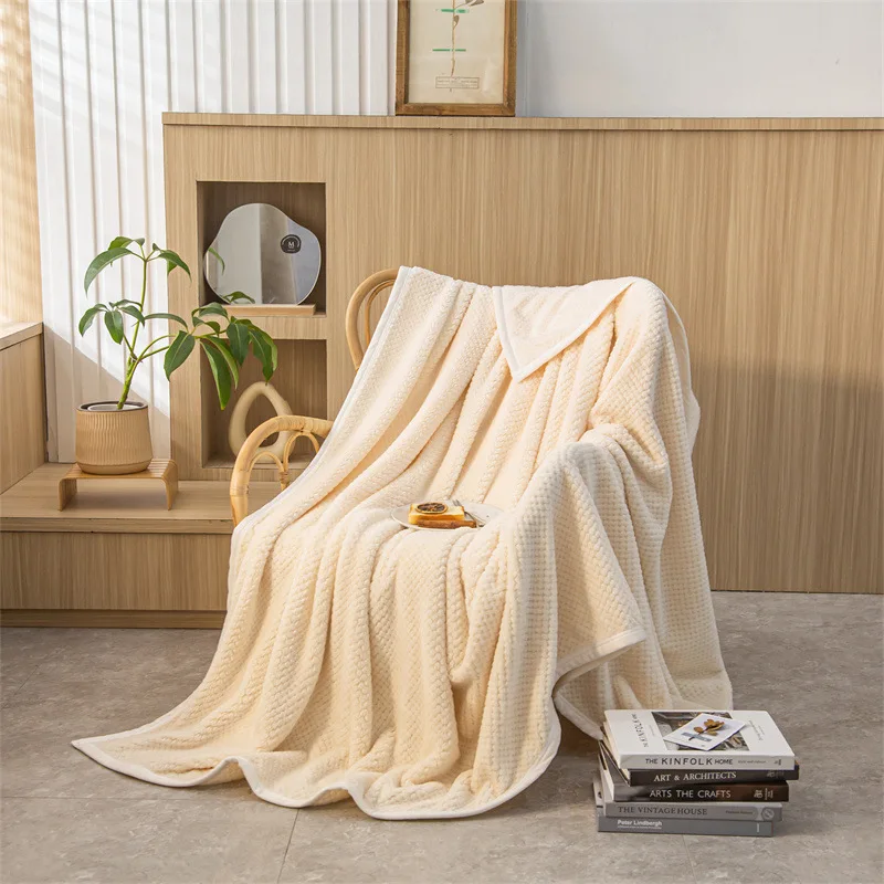 Blanket Summer Thin Office Nap Blanket Air Conditioning Sofa Cover Blanket Pineapple Plaid Coral Fleece Sheet