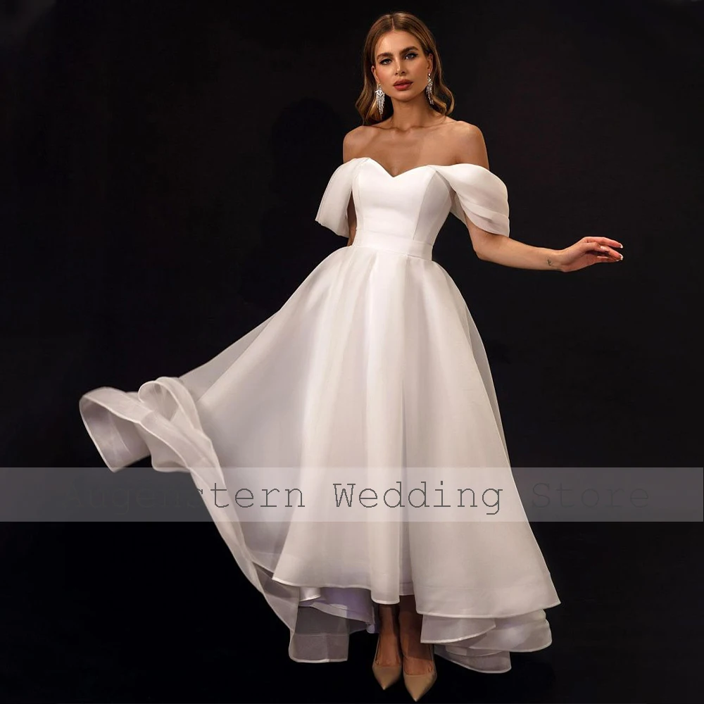 Vestido de novia asimétrico con hombros descubiertos, traje de novia con escote Corazón, cinturón de línea A, Espalda descubierta, longitud de té, sencillo, 2023