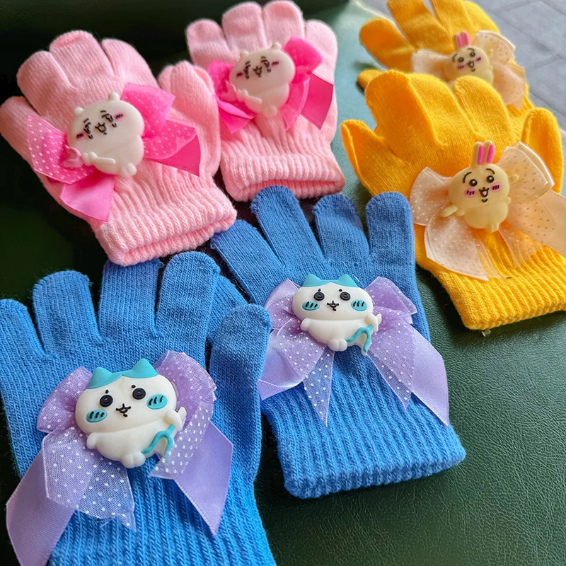 

MINISO Chiikawa children's gloves Autumn and winter warm cold five finger cover cartoon egg boy full finger cover