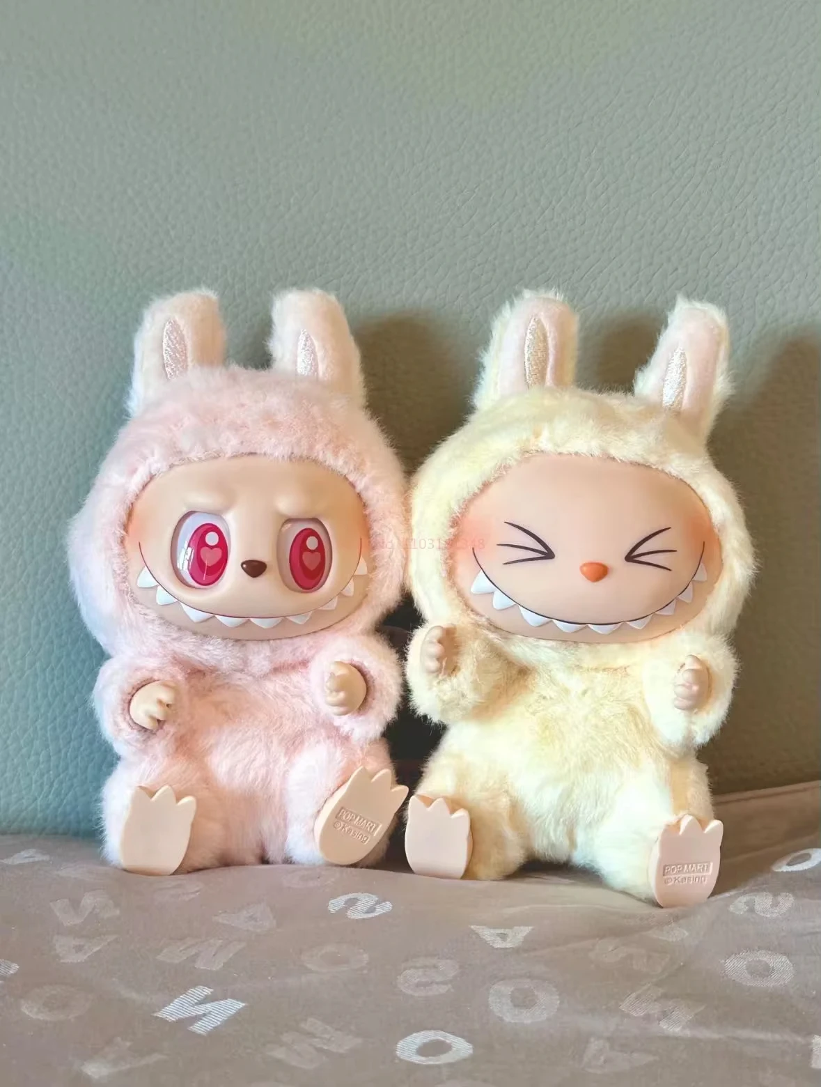 Popmart Labubu The Monsters Serie Blind box Manga Figurine Koleksi boneka lucu mengumpulkan Dekorasi Desktop hadiah ulang tahun anak perempuan