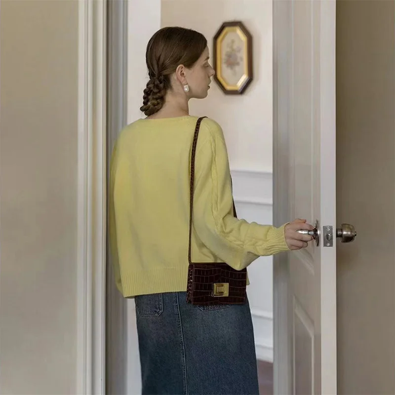 Dwuczęściowy zestaw: ekskluzywny kaszmirowy kardigan damski, dziergana kamizelka z warkoczowym splotem, luźny sweter wierzchni i płaszcz w stylu retro.