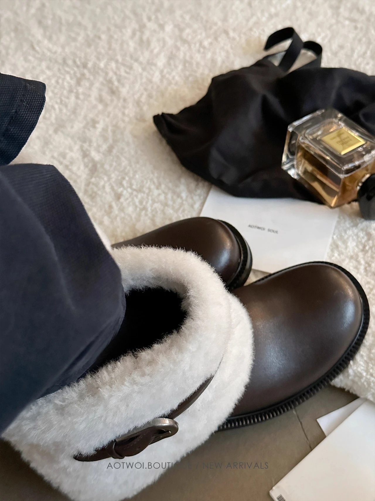 النساء أحذية الثلوج الأبيض أفخم الشتاء الثلوج الأحذية المسطحة القاع أنبوب قصير سميكة وحيد منصة الراحة الدافئة الثلوج الأحذية القطنية #5