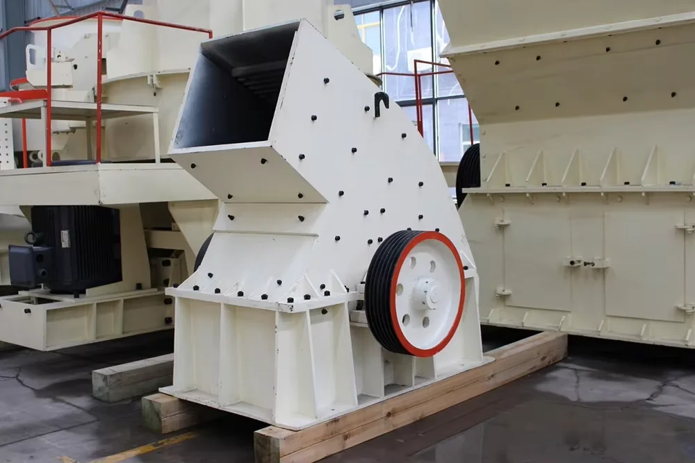 【Best-selling】New Manufacturer Direct Sales Hammer Crusher with Large Capacity 200TPH Por Crusher for Mine Quarry Crushing Prod