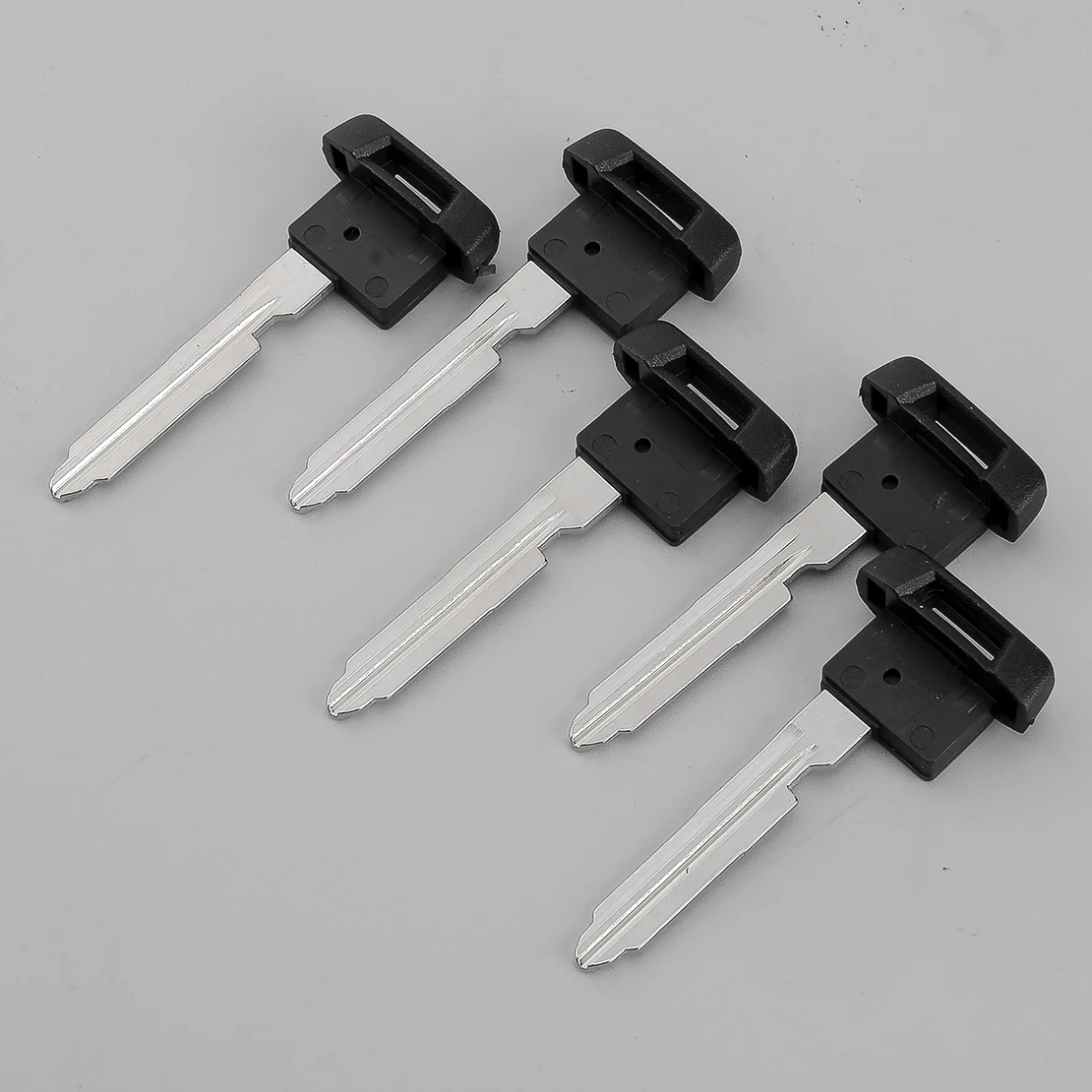 

5Pcs Uncut Insert Emergency Key Blade Fit for Mitsubishi Outlander 2023 2022 2021