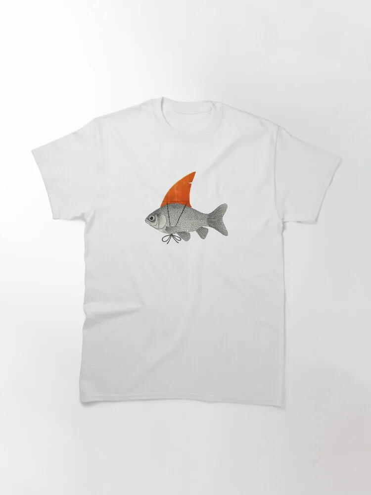 Goldfish With A Shark Fin Classic T-Shirt Funny Short Sleeve Tshirt Streetwear New Fashion Top Tees