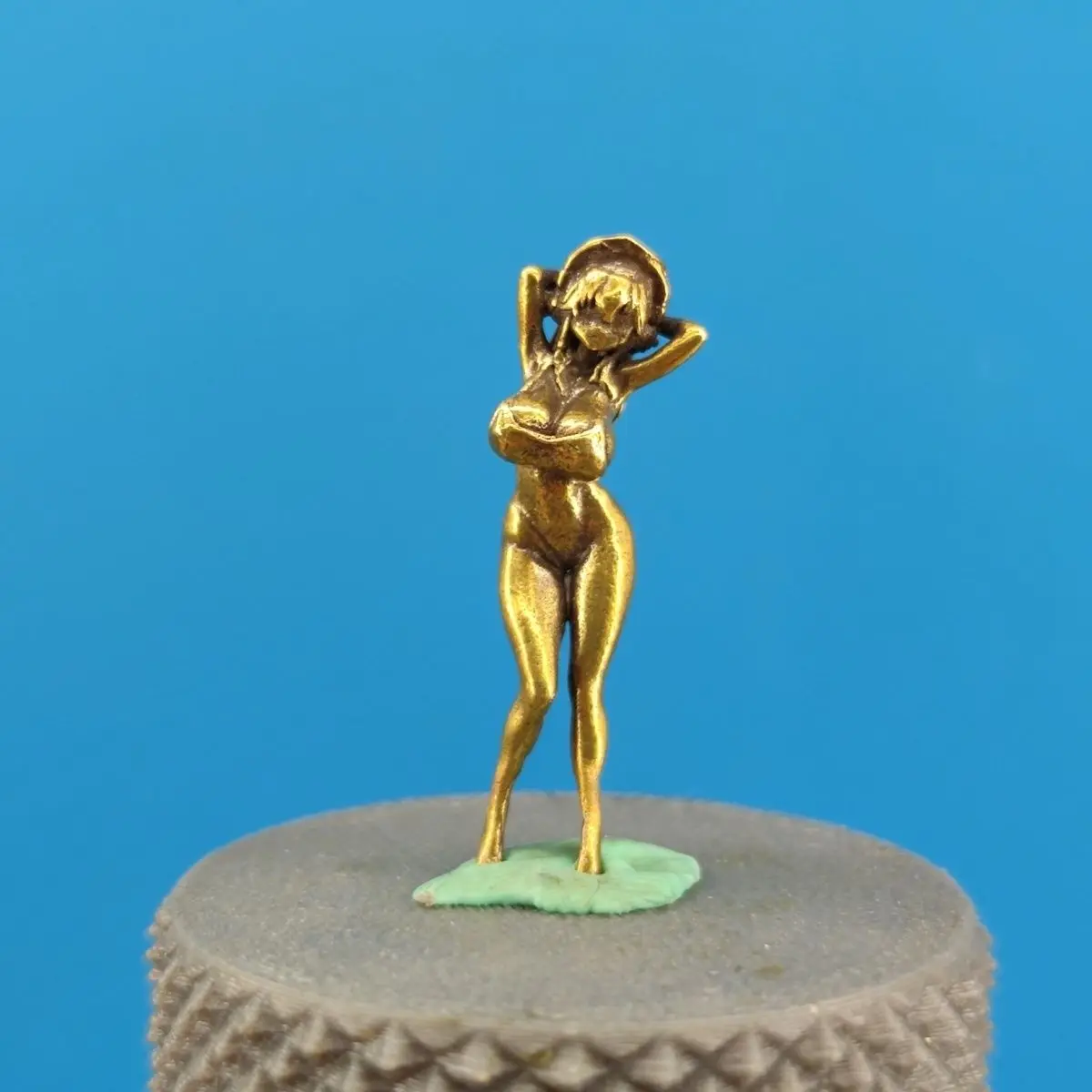 Brass Apprentice Caregiver Demonette Figure - Anime Sensual Beauty Doll, Model Car Ornament