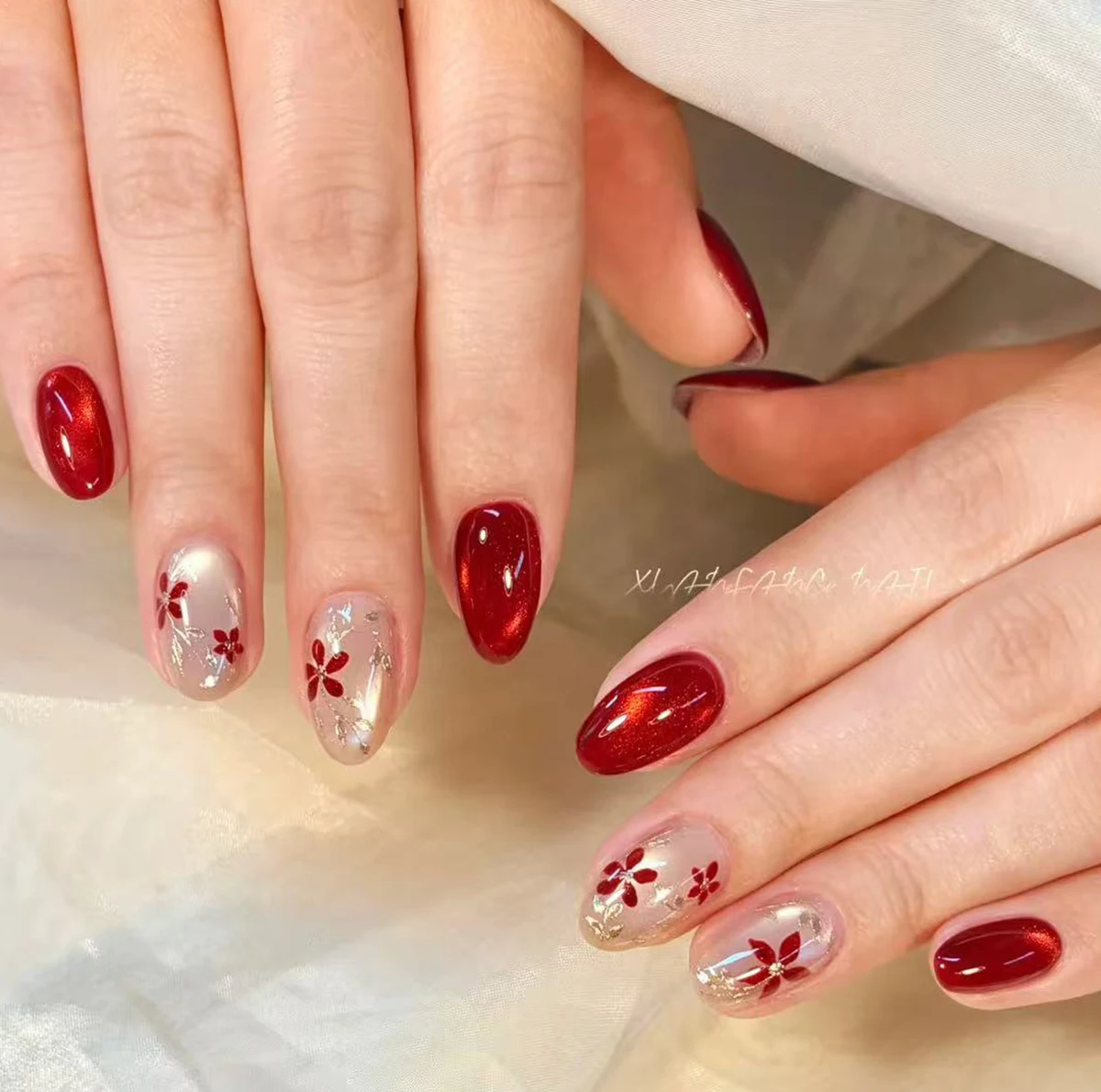 3d Nail art Stickers Red Blue Gold Little Shining Five Petals Flowers Nail Decals For Nail Decorations Manicures Beauty