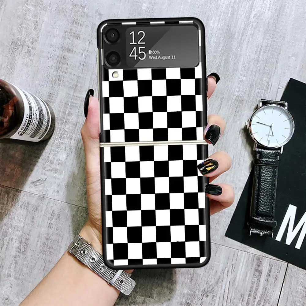 Retro Classic Chess Board Grid Cases For Samsung Galaxy Z Flip 4 5 6 3 Z Flip6 Flip4 Flip5 Flip3 ZFlip6 ZFlip5 5G Hard Shockproo