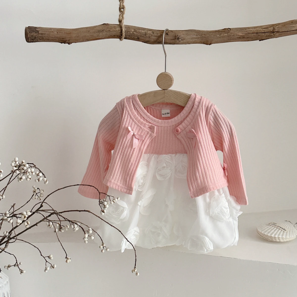 

Korean Style Baby Girls 2Pcs/Set Clothes Spring Autumn Cute Cardigan Bow Coat Rose Dress Leisure Comfort Infant Fashion