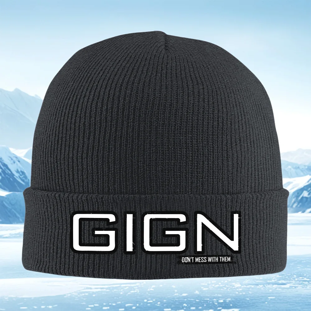 

Жирный белый текстовый дизайн, крутой стиль для мужчин и женщин, вязаная шапка унисекс, шапка-пуловер, зимняя теплая теплая рождественская уличная велосипедная шапка