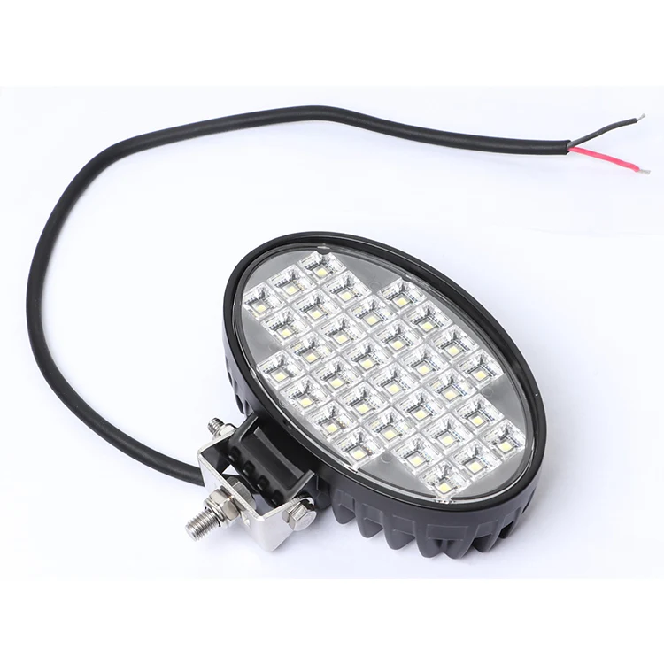 مصباح فيضانات Led بيضاوي مع 32 قطعة من رقائق Led عالية السطوع 2800 لومن ضوء جرار