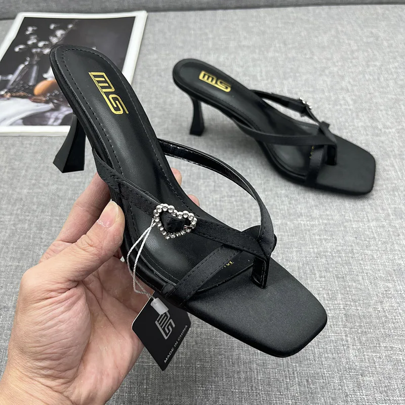 

Модные сандалии с атласным носком и лентой, женские шлепанцы на высоком каблуке, летние крутые сандалии большого размера, повседневные слипоны-On oes