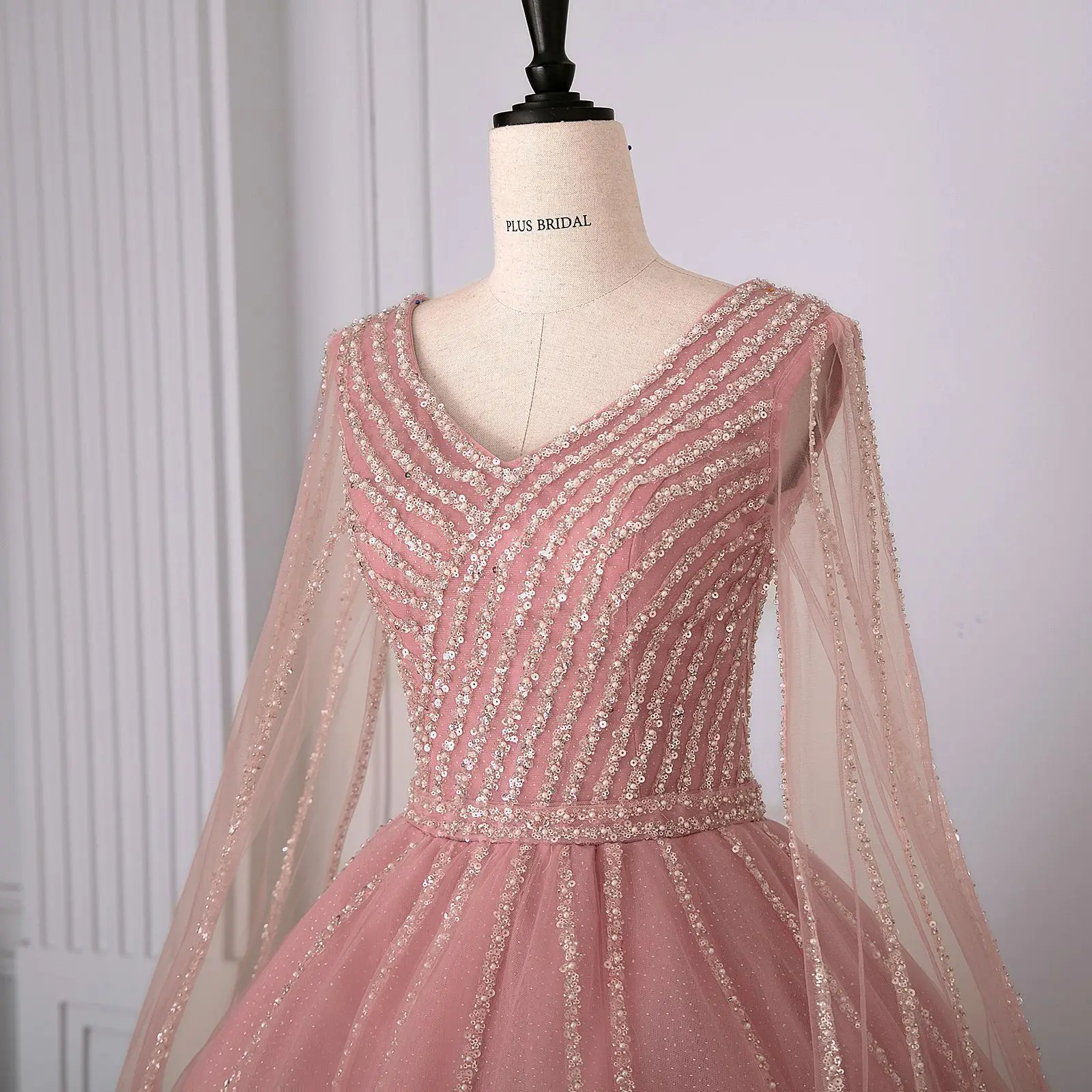Robe de soirée rose 15 robes de Quinceanera robe de bal avec épaule Cape robe de bal 15 ans robes pour Quinceanera personnalisé