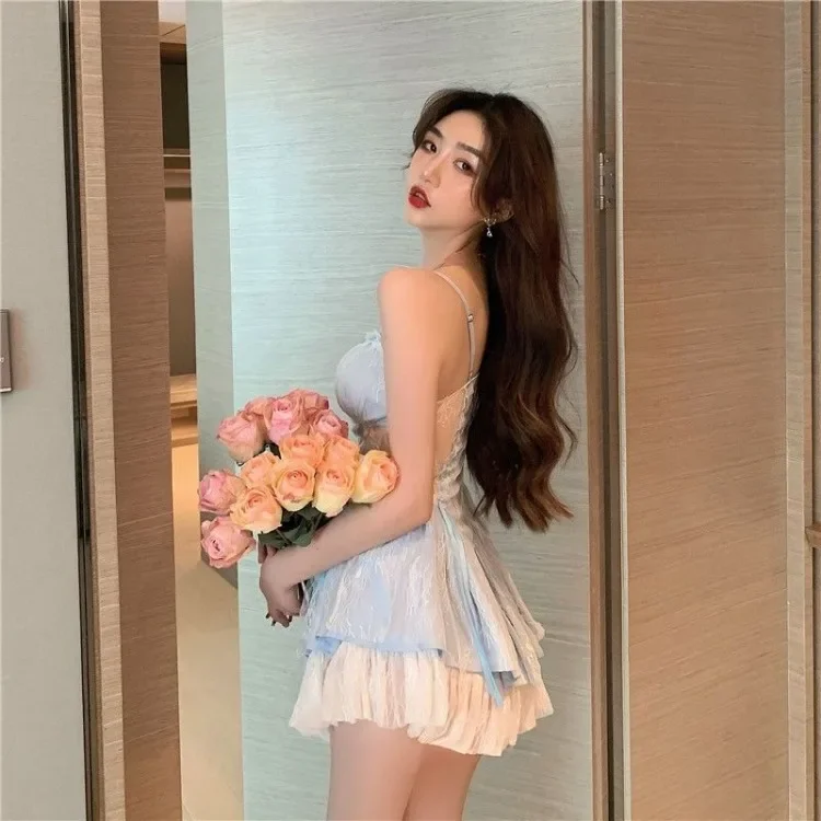 فساتين أنيقة بحزام أزرق مرقعة من الدانتيل فستان صيفي جديد بقصة ضيقة للنساء Y2k E-Girl عالي الخصر مكشكش فيستدوس موجر 2025