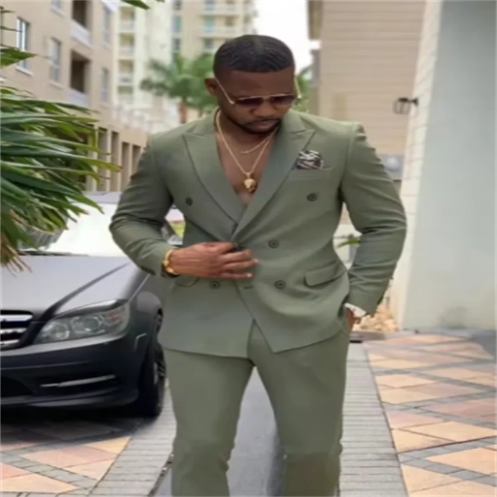 2 Sztuki Nowe Modne Zielone Dwurzędowe Garnitury Męskie Ślubne Slim Fit Smoking Terno Masculino Bal Studniówkowy Marynarka dla Pana Młodego Szyte na Miarę