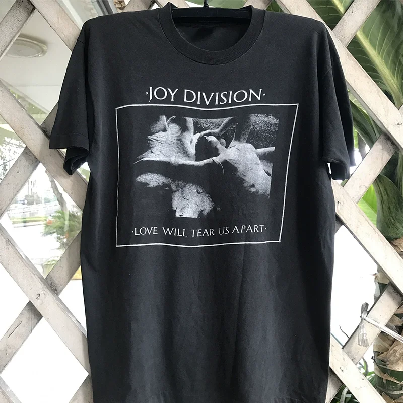 Joy Division Rock Band Chic Hip-Hop Short-Sleeved T-Shirt Unisex Relaxed Fit Texture T-Shirt for Men And Women.cotton t shirt, 100% cotton tee, soft breathable t-shirt, summer short sleevetops, unisex graphic tee, plus size t shirts                      .