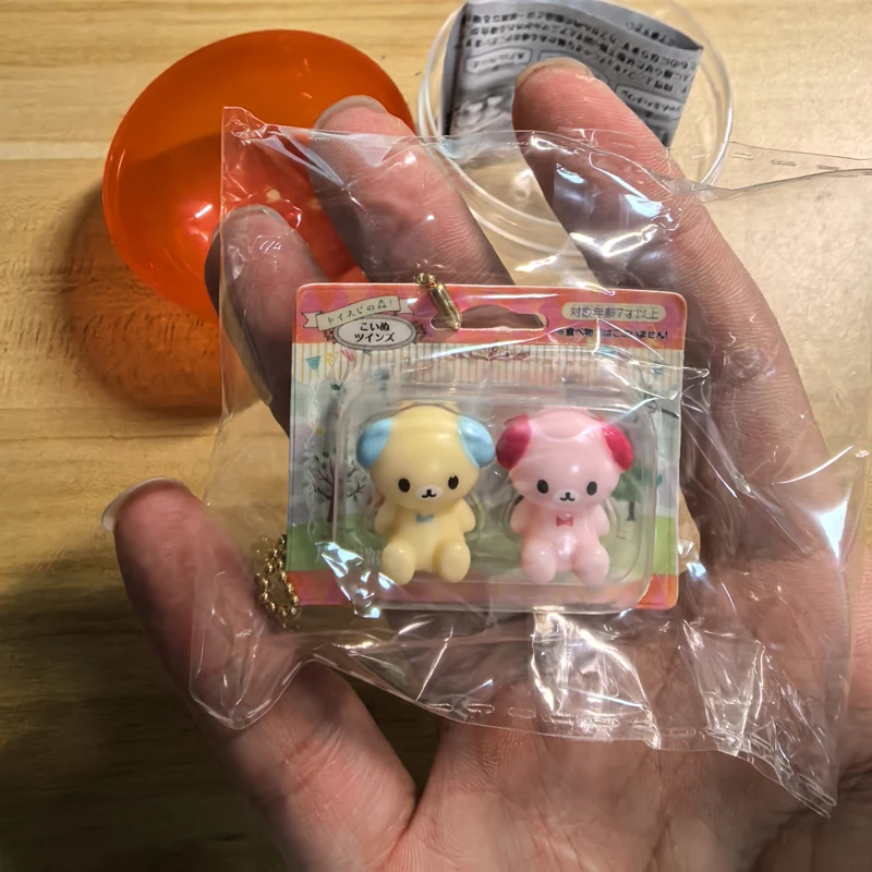 Giocattoli Spirits Gashapon Figura Anime Miniatura Cute Apple House Animale Modello in scatola Keychian Figurine Capsula Doll Mini Modello