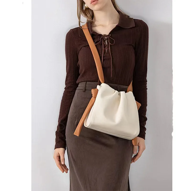 

2024 New Niche Fashion Contrasting Color Women Bag, Single Shoulder Crossbody Cloud Bag, Purses and Handbags