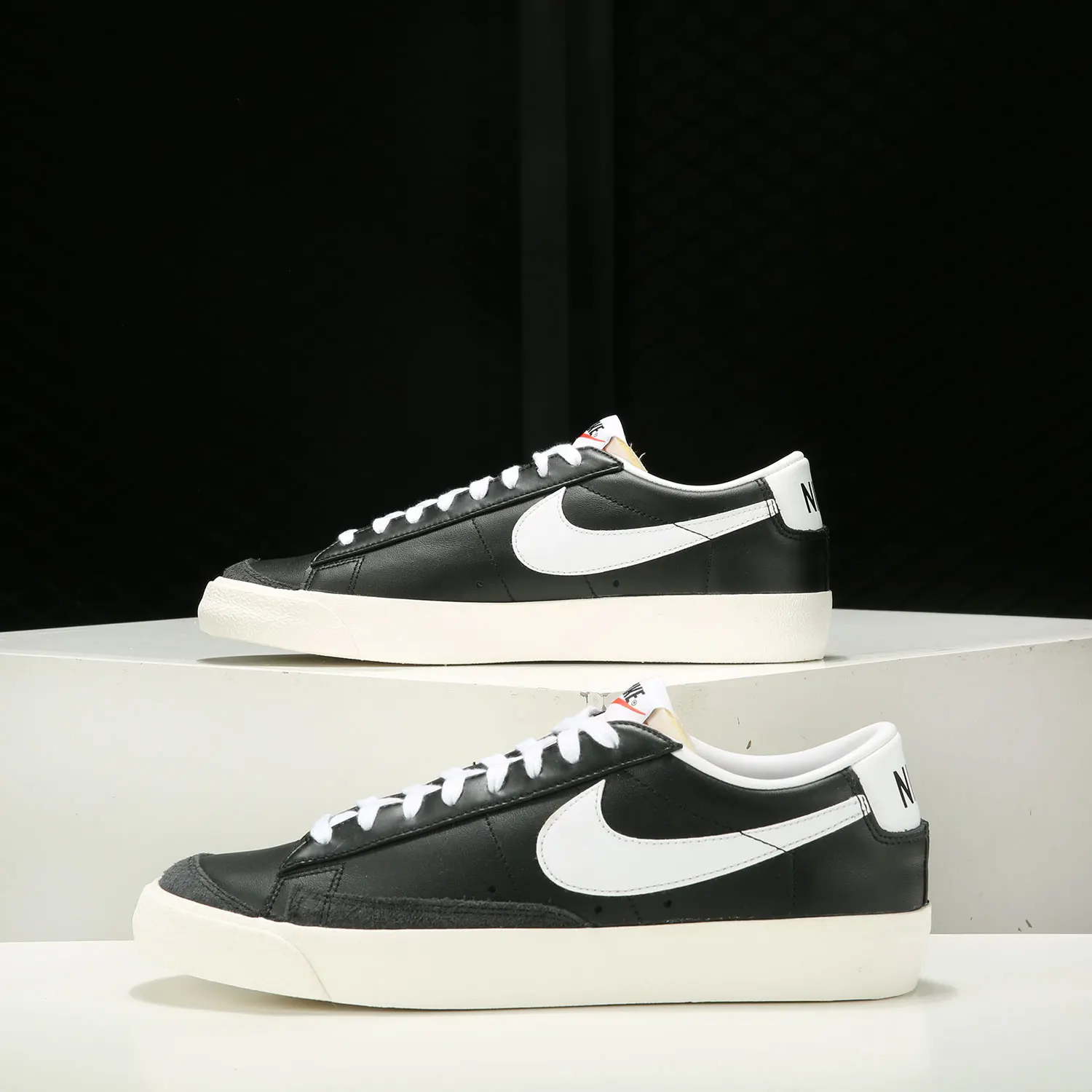 

Nike genuine men's low cut wear-resistant sports casual lightweight white shoes skateboard shoes DA6364-001