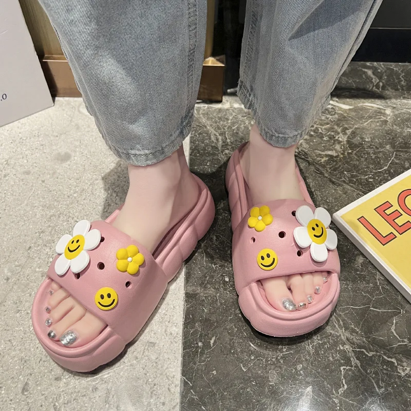 Slippers women flower shoes Indoor Summer beach cloud Non Slip Kawai Funny Cute Home house Slides Soft Sole Non Slip 2024 new