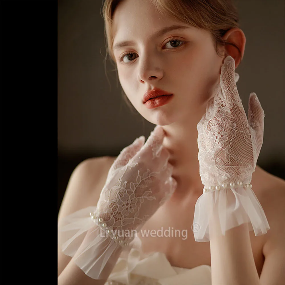 

Bridal gloves Korean version lace Korean style French short chiffon transparent etiquette exquisite pearl wedding dress lace glo