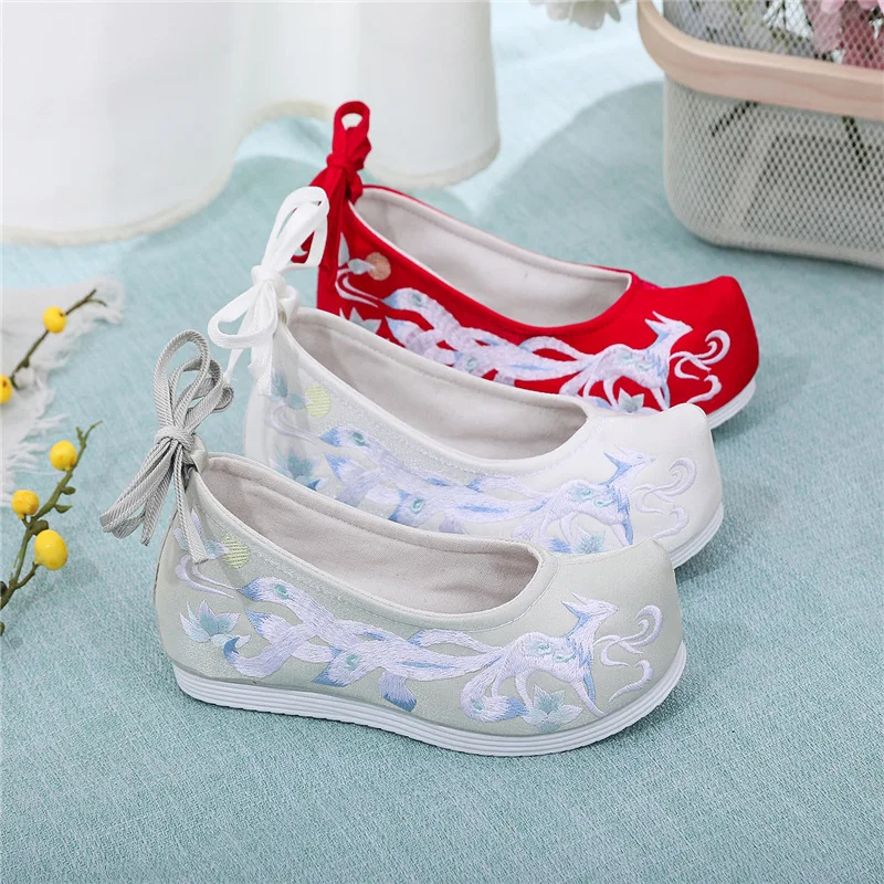 

Fashion Hanfu Shoes Women's Old Beijing Cloth Shoes National Style Embroidered Ancient Style Costume Element Cloth Women's Sheet