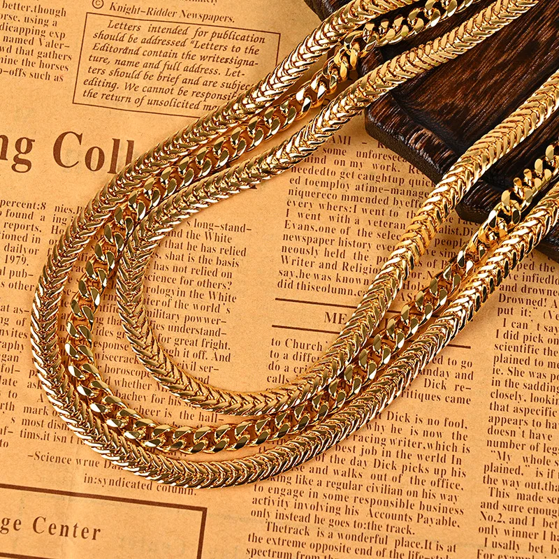 2025 Fashion Classic European and American Women's Luxury Simple Fashion Copper Necklace Three layer Clavicle Chain Charm Party