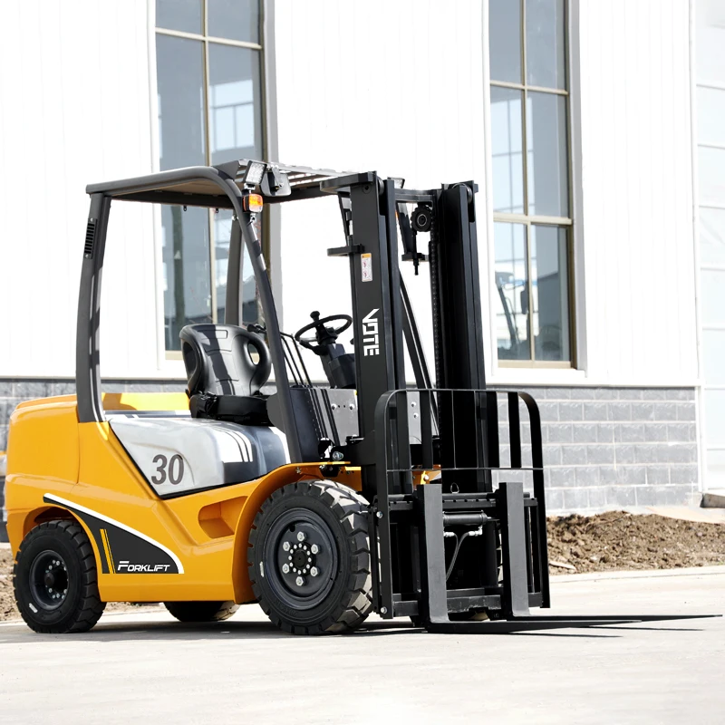 VOTE Carrello elevatore fuoristrada Carrelli elettrici a quattro ruote per tutti i terreni Attrezzatura per la movimentazione di camion da 3 tonnellate Carrello elevatore diesel applicabile