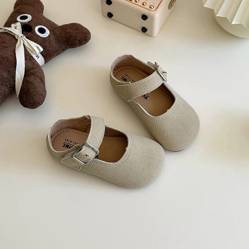 Kids Suede Shoes Retro Slip on Casual Flats Lightweight Soft Sole Girls Shoes Toddler Shallow Princess Shoes Round Toe Loafers