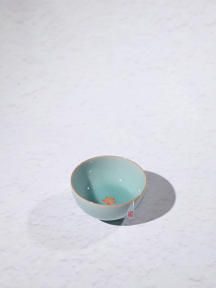 

Чайная чашка ручной работы из синего фарфора Лунцюань (Wang Bin), в старинном китайском стиле династии Сун, с синей глазурью, для питья